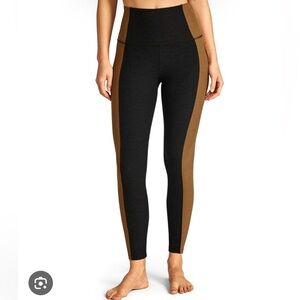 Black and Tan Beyond Yoga Spacedye Vitality Leggings